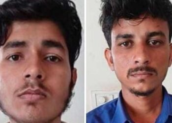 ಕಾರ್ಖಾನೆ ಶೌಚಾಲಯದಲ್ಲಿ ಪಾಕ್‌ಗೆ ಜೈಕಾರ ಹಾಕಿದ ದೇಶದ್ರೋಹಿಗಳು ಪೊಲೀಸರ ಬಲೆಗೆ