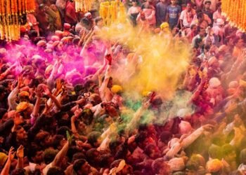 ಹೋಳಿ ಹಬ್ಬ ಆಚರಿಸುತ್ತಿದ್ದವರಿಂದ ‌3 ಜನರ ಮೇಲೆ ಹಲ್ಲೆ